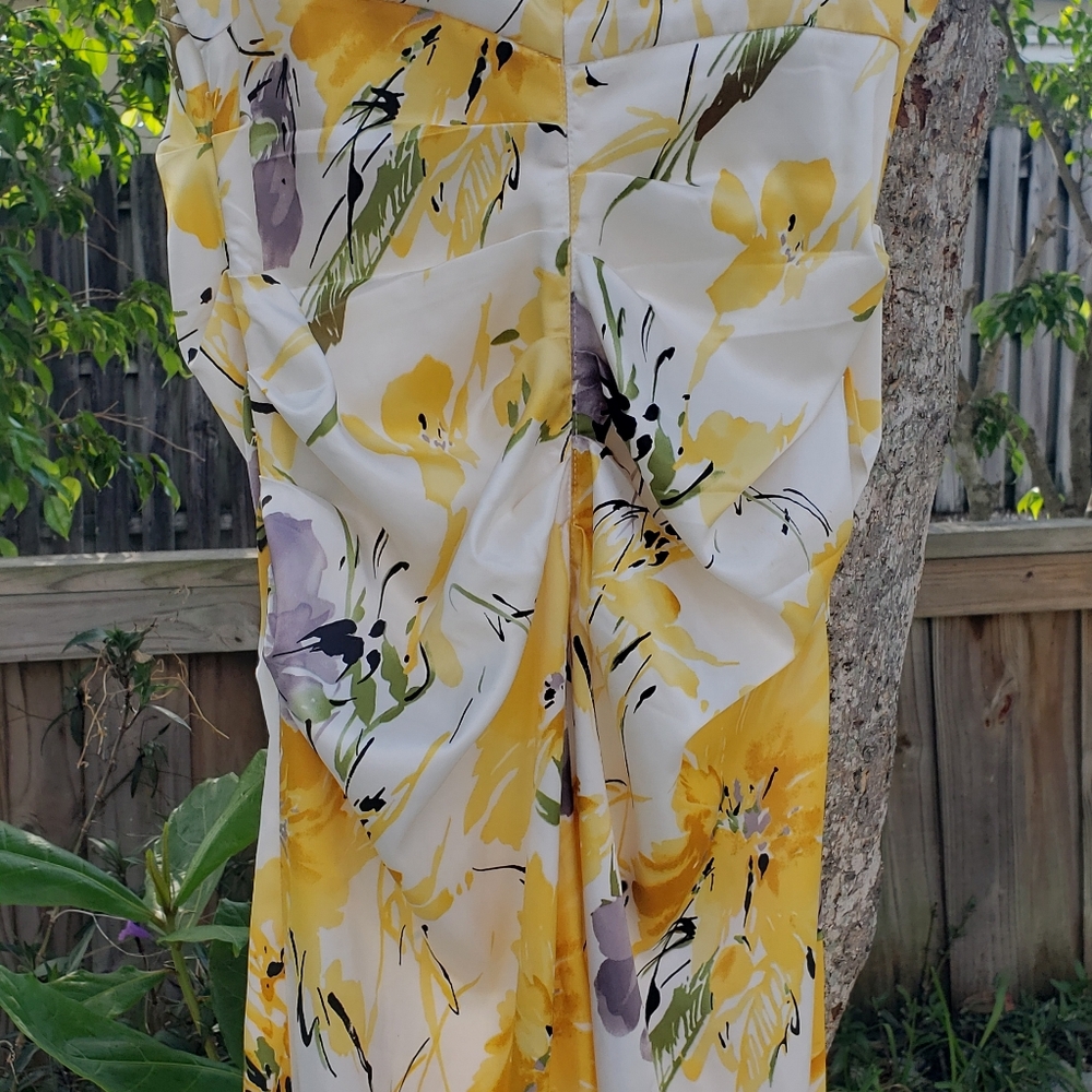 Floral Dress - Picture 3 of 3